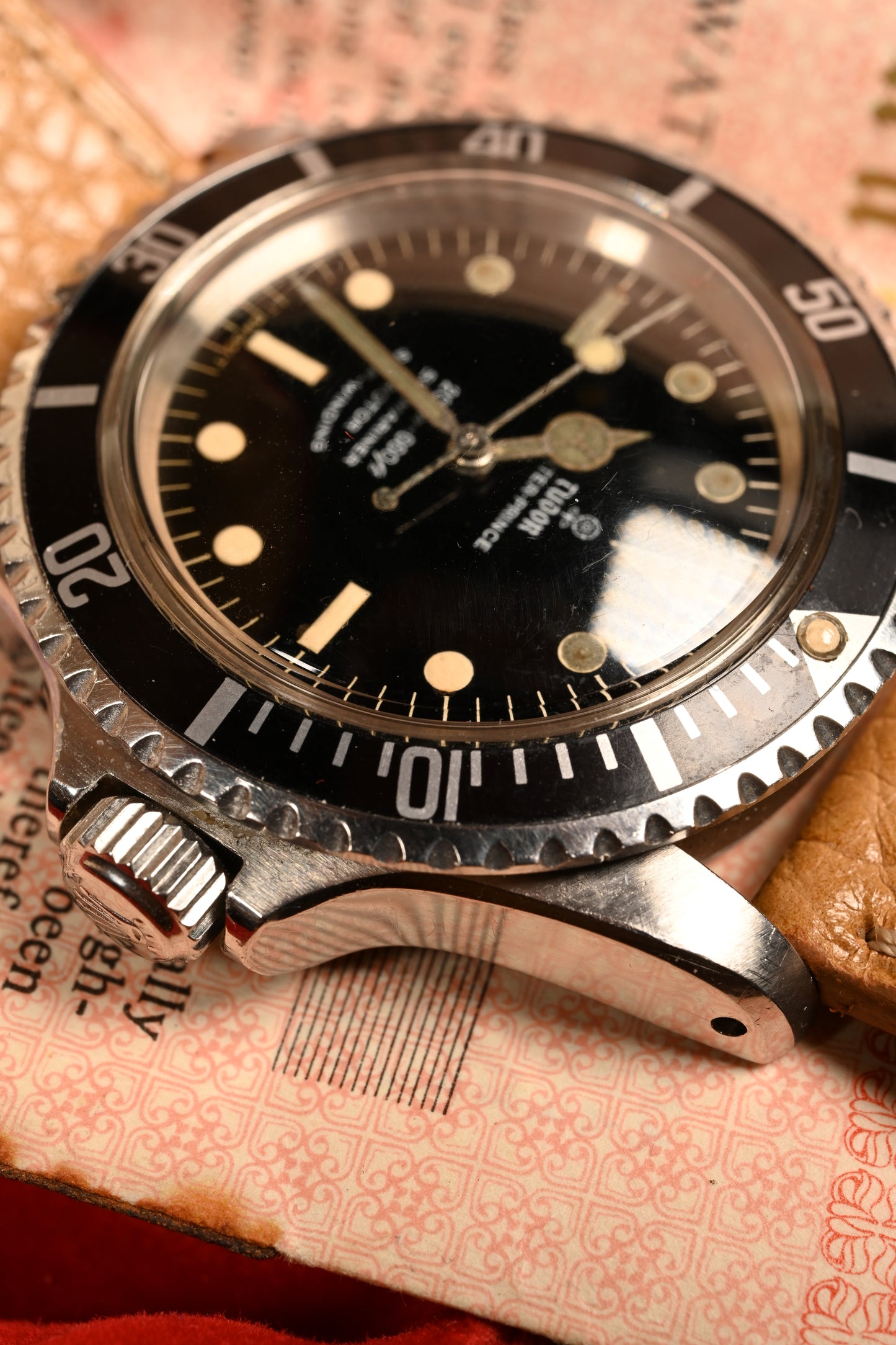 Tudor Submariner 7928 long 5 bezel