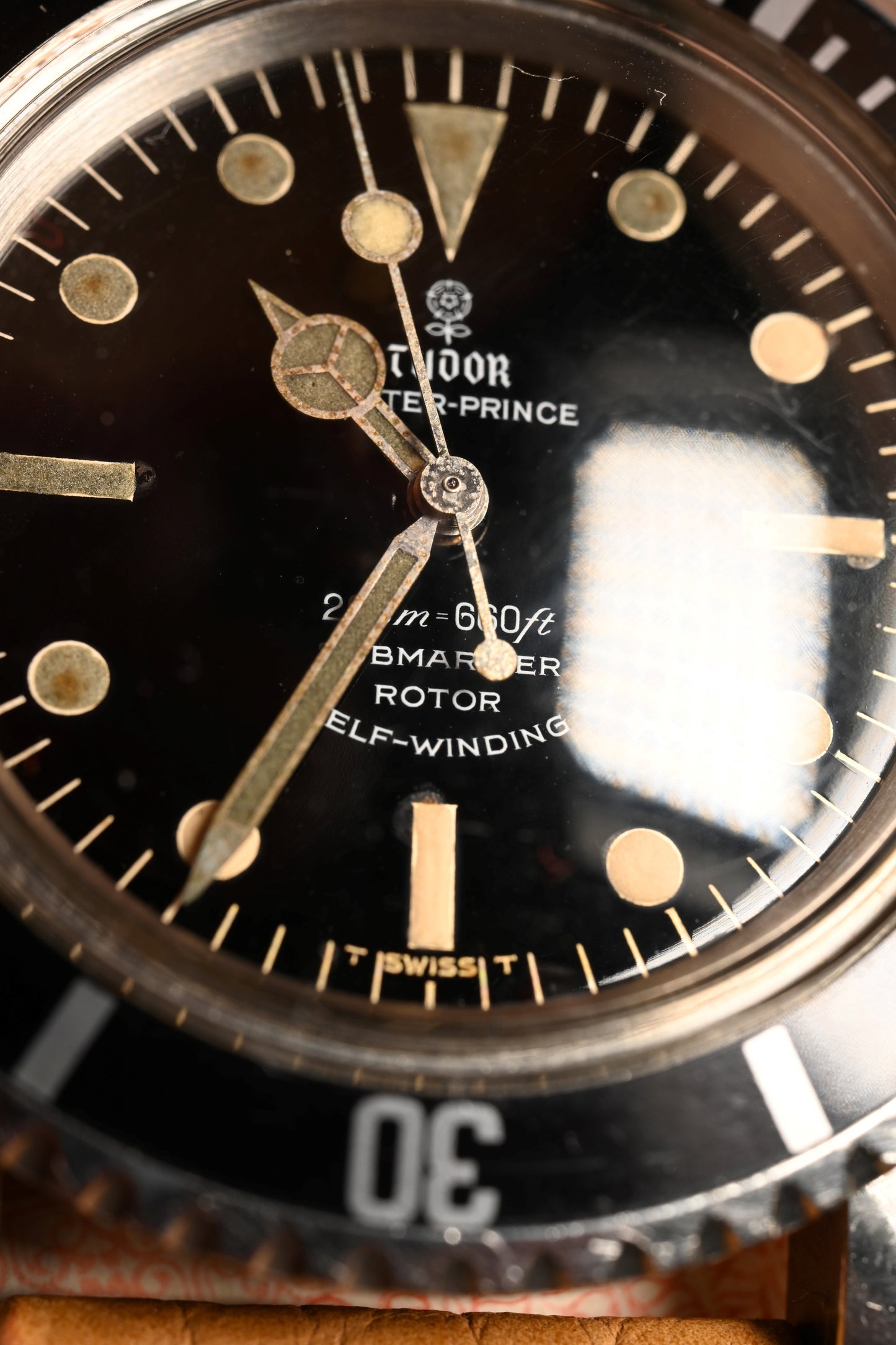 Tudor Submariner 7928 dial