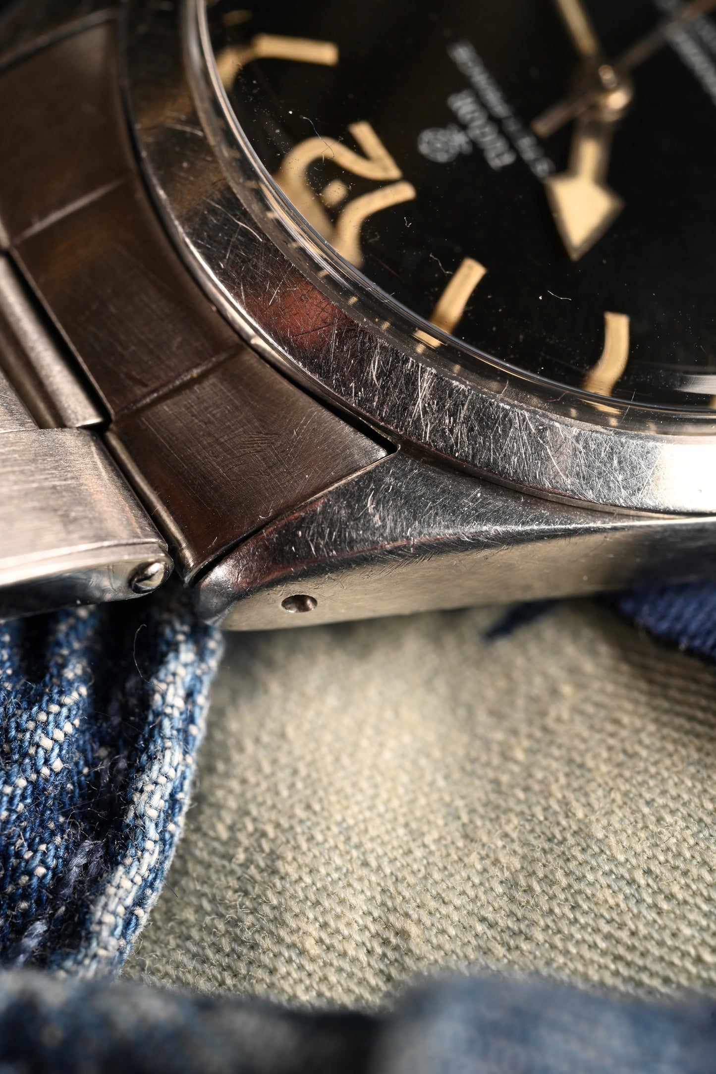 Vintage Tudor Ranger 7995 case