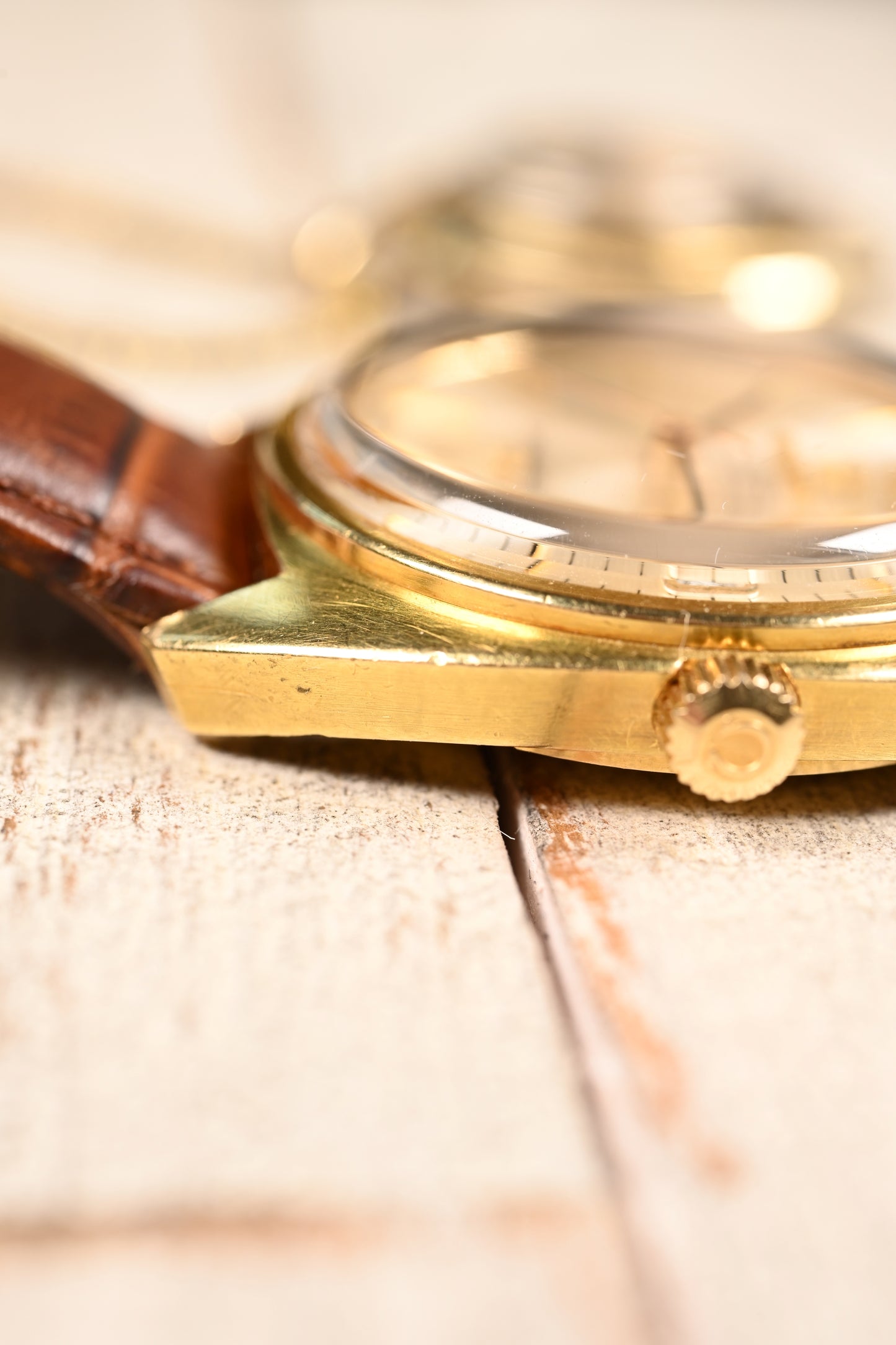 Omega Constellation 168.009 - 18kt yellow gold