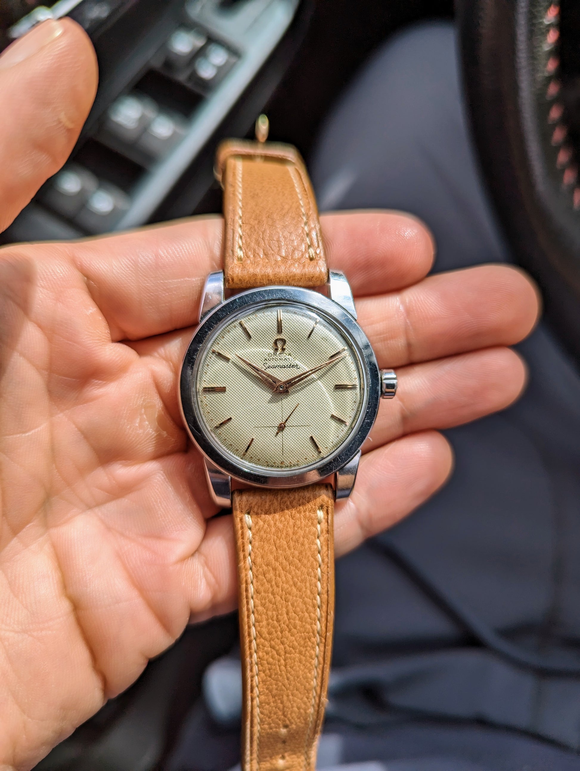 Vintage Omega Seamaster 2766 - Waffle/Honeycomb Dial front 2