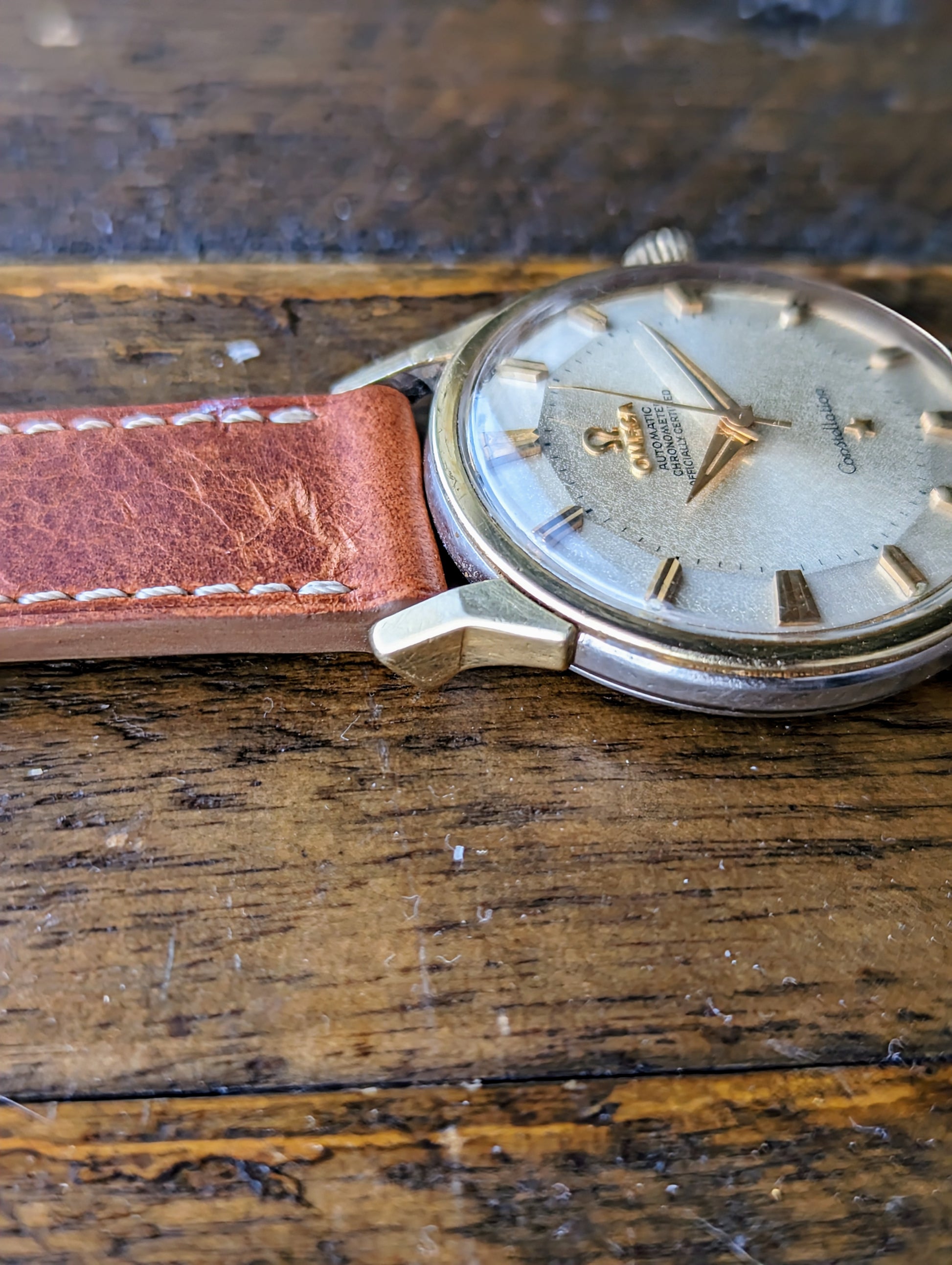 Vintage Omega Constellation 14900 Pie Pan Dial left side