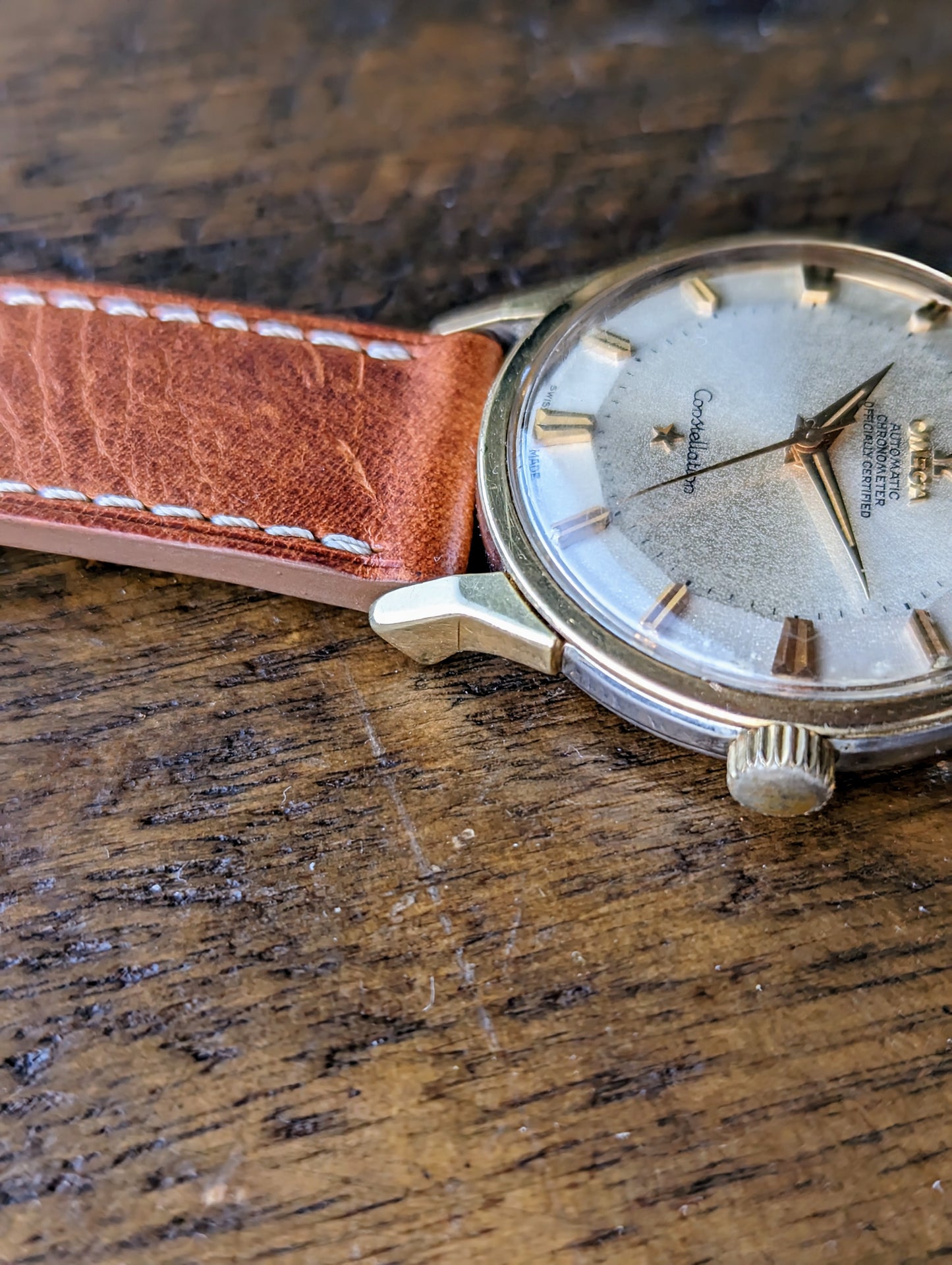 Vintage Omega Constellation 14900 Pie Pan Dial right side