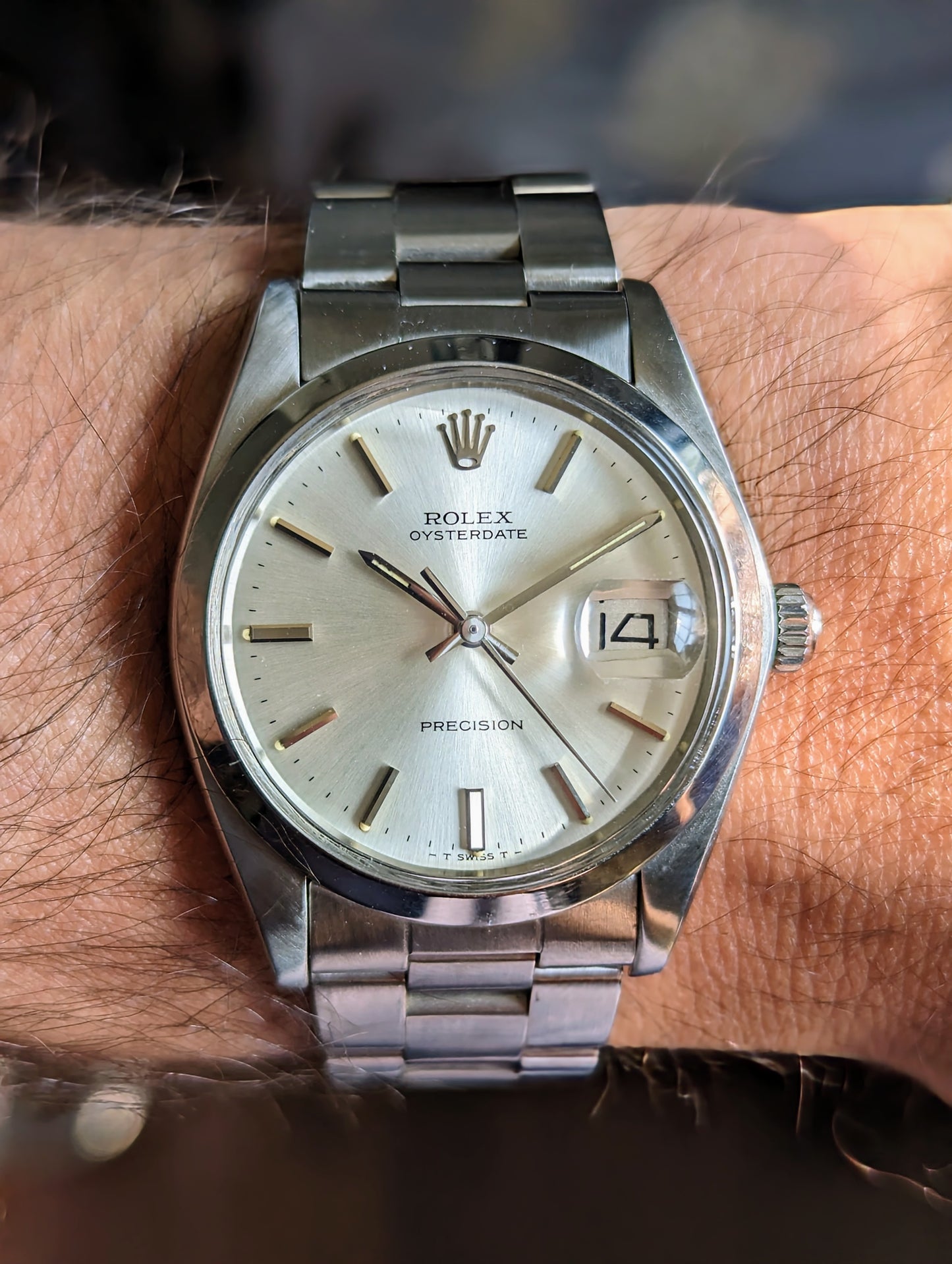 Rolex Oysterdate 6694 - Silver Sunburst