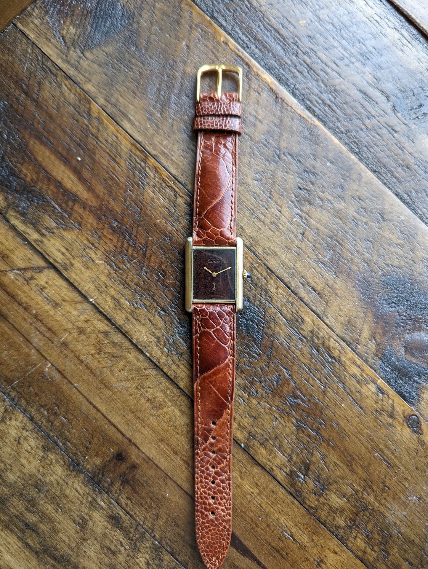 Vintage Cartier Must burgundy dial with strap