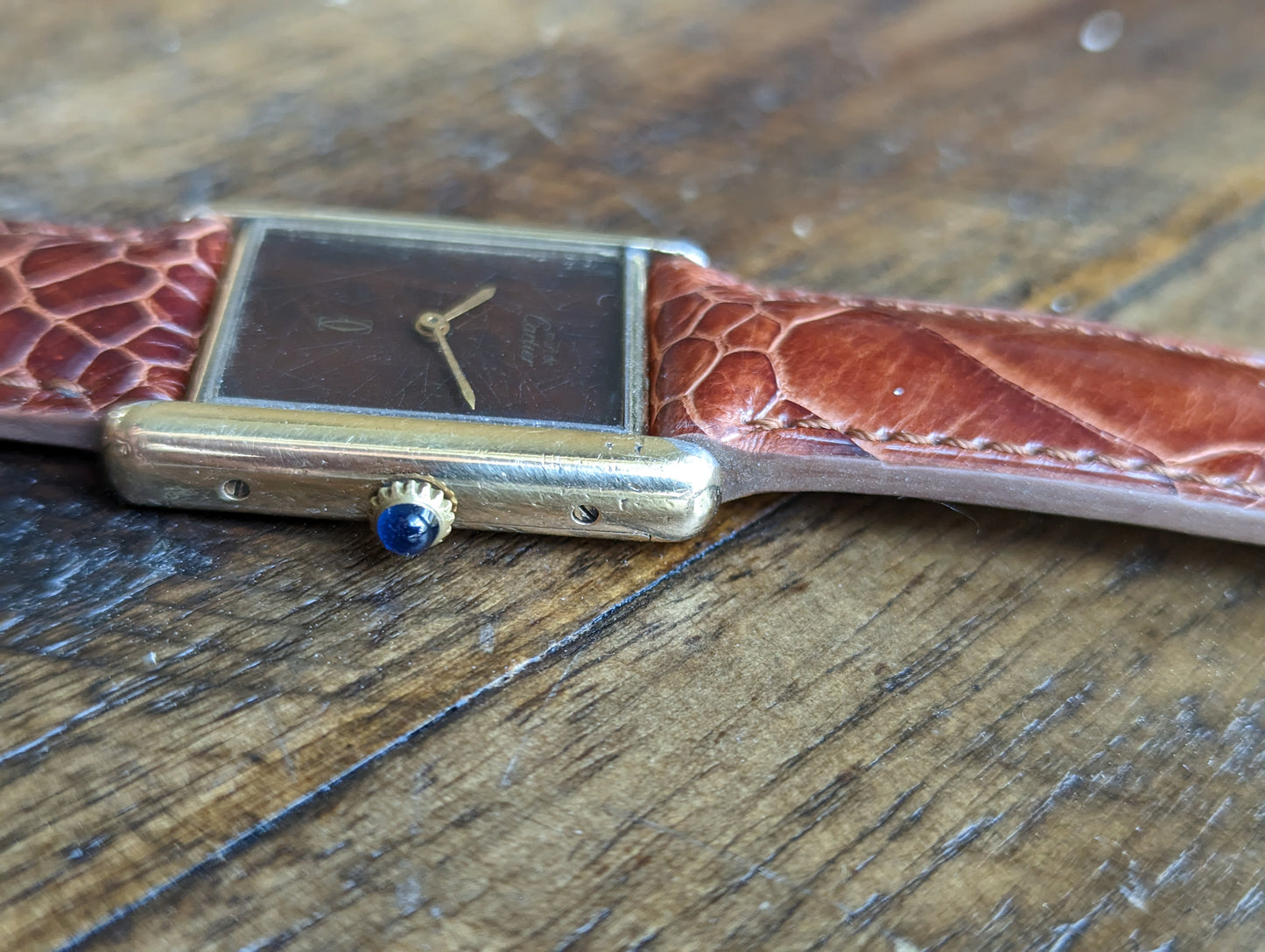 Vintage Cartier Must Bordeaux right side