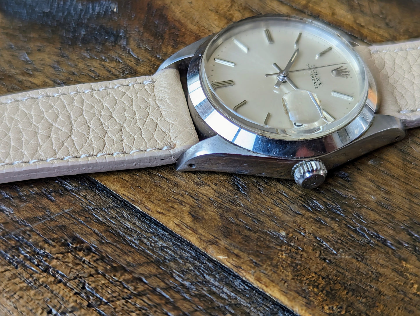 Rolex Oysterdate 6694  - Silver Dial