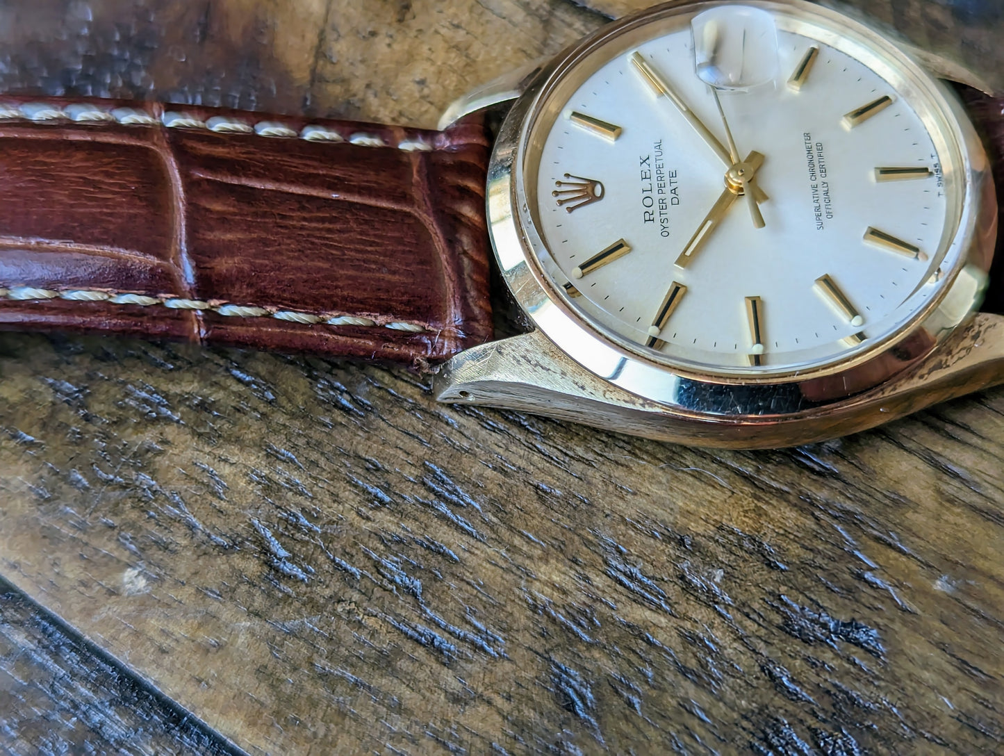 Rolex Date 1500 - 14k