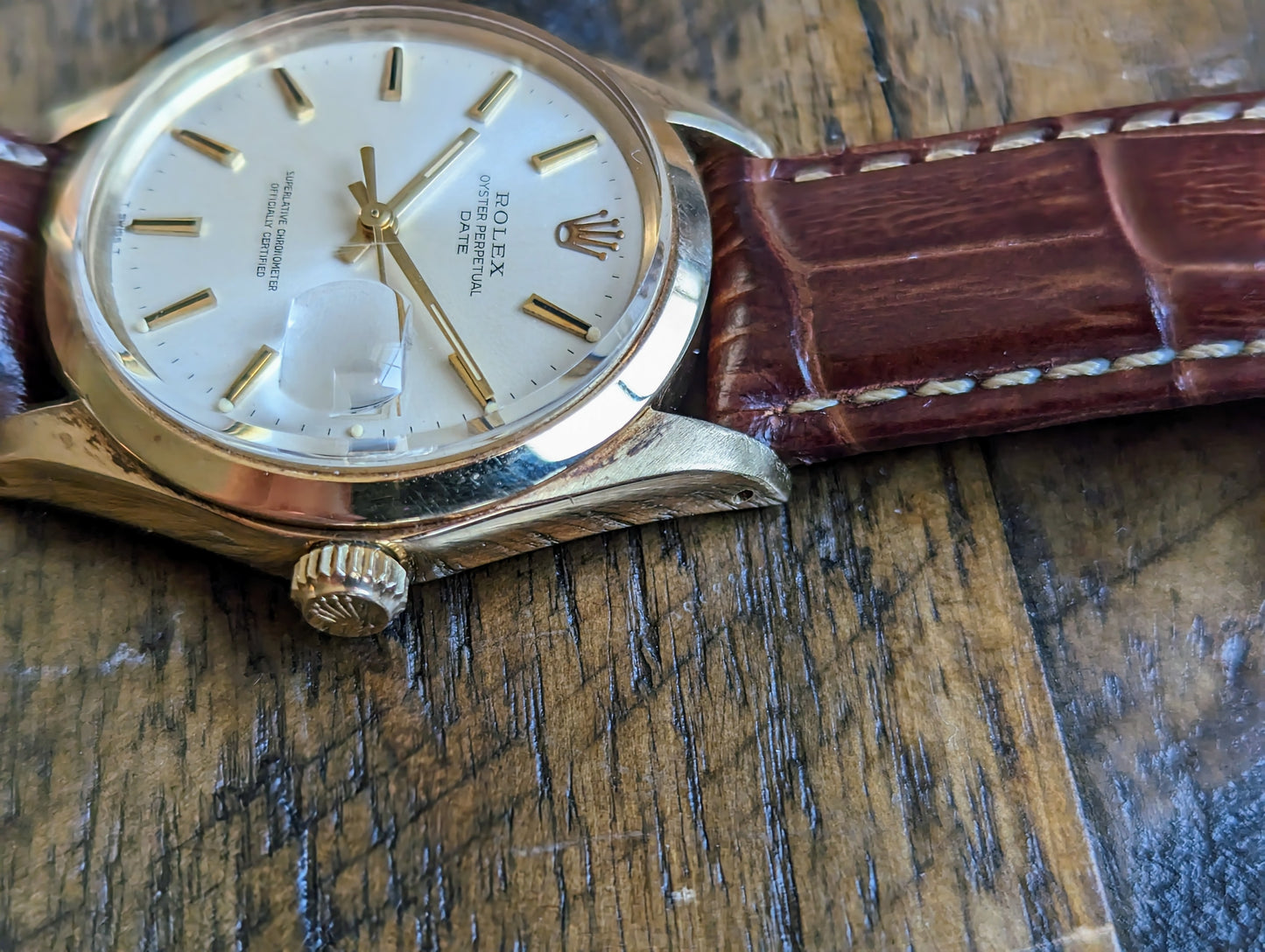Rolex Date 1500 - 14k