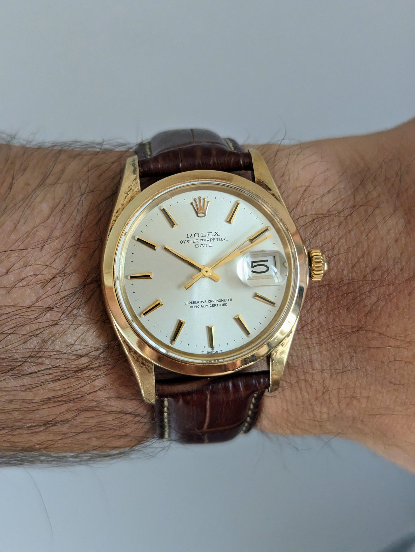 Rolex Date 1500 - 14k