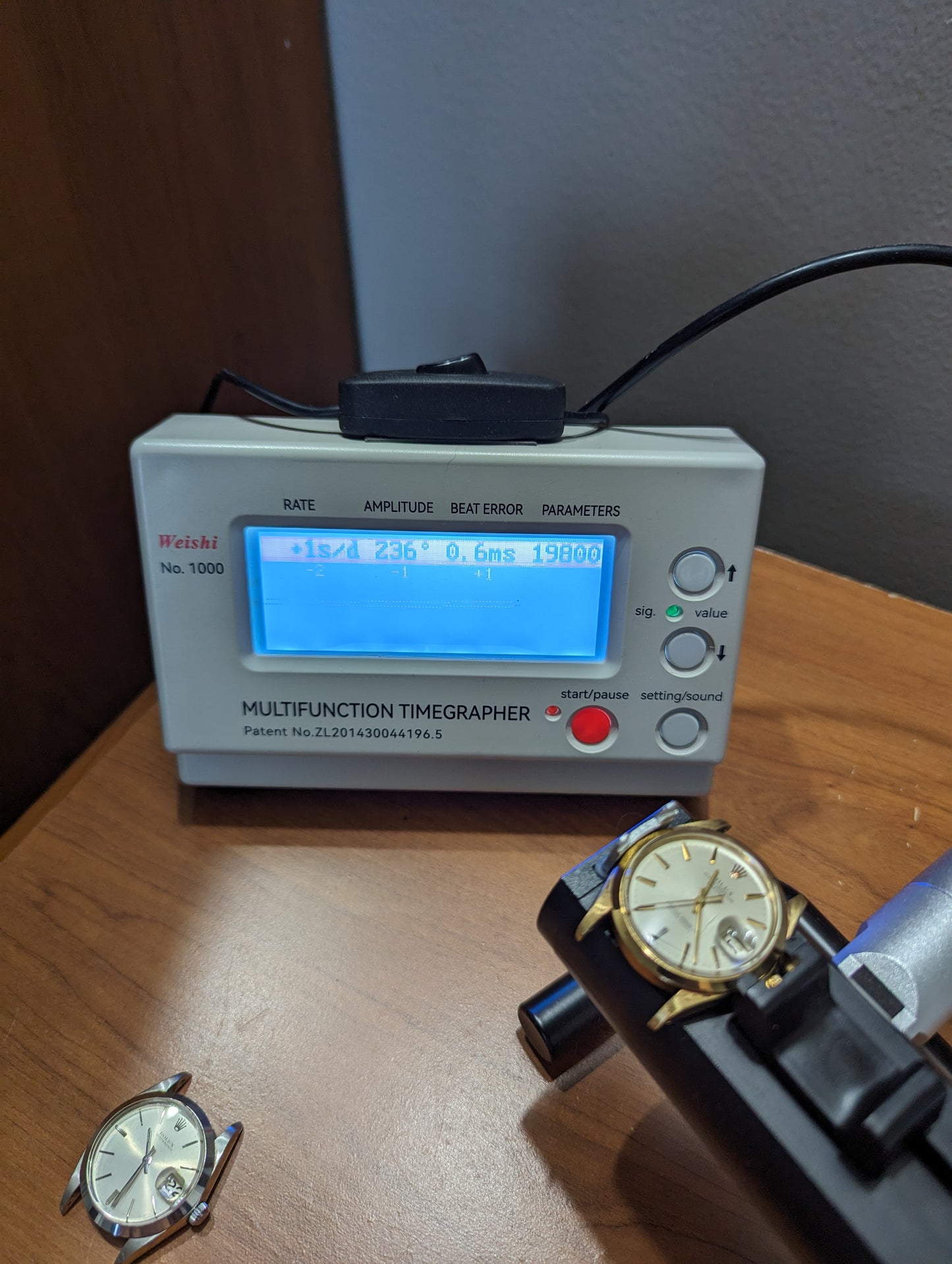 Rolex Date 1500 - 14k