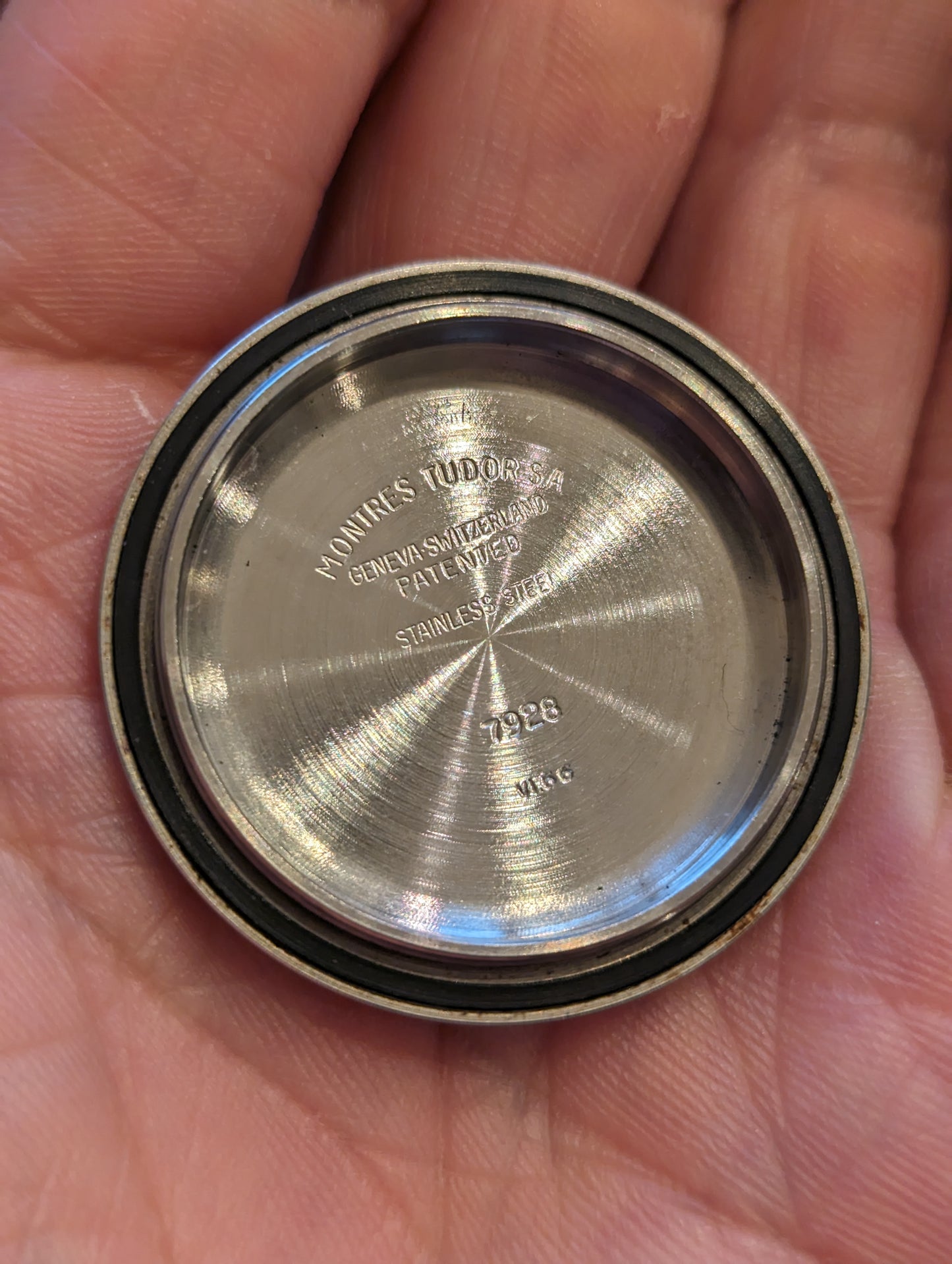 Tudor Submariner 7928 reference number case back