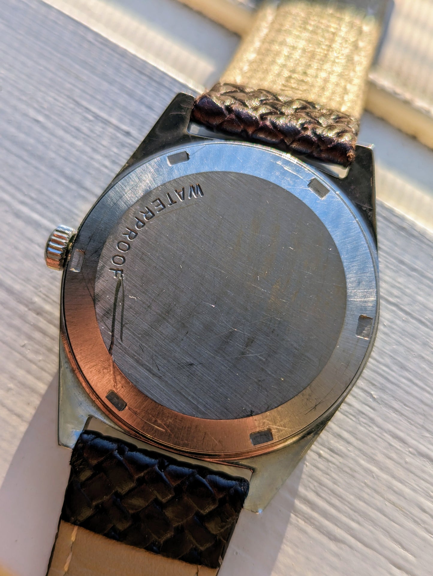Vintage Omega Geneve 135.041 case back