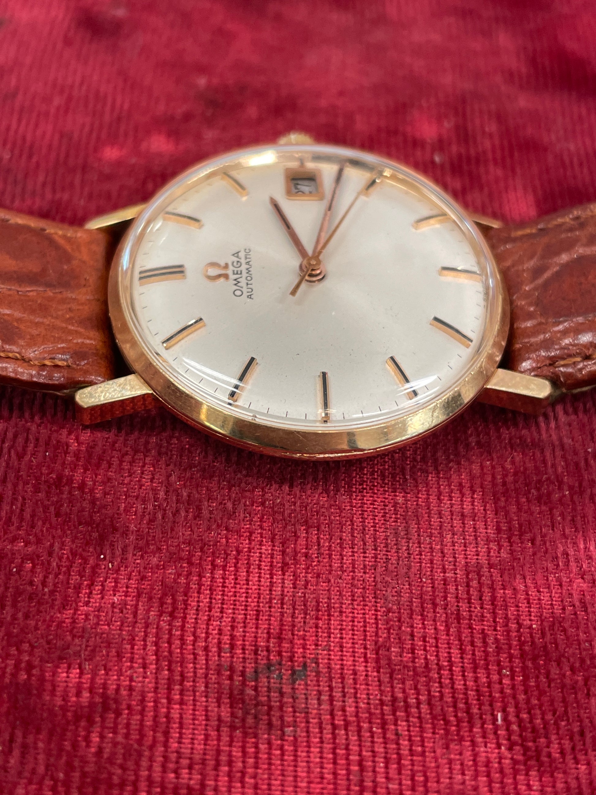Vintage Omega Seamaster 14kt left midcase