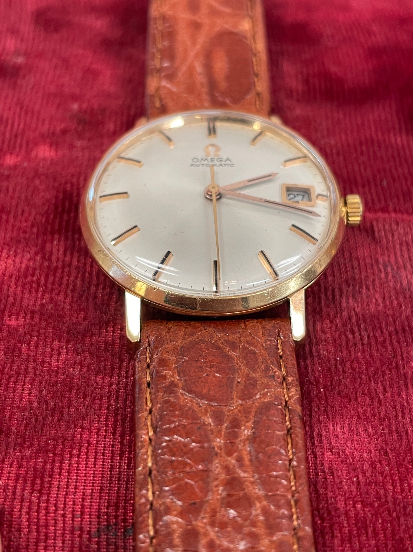 Vintage Omega Seamaster 14kt 6 o'clock view