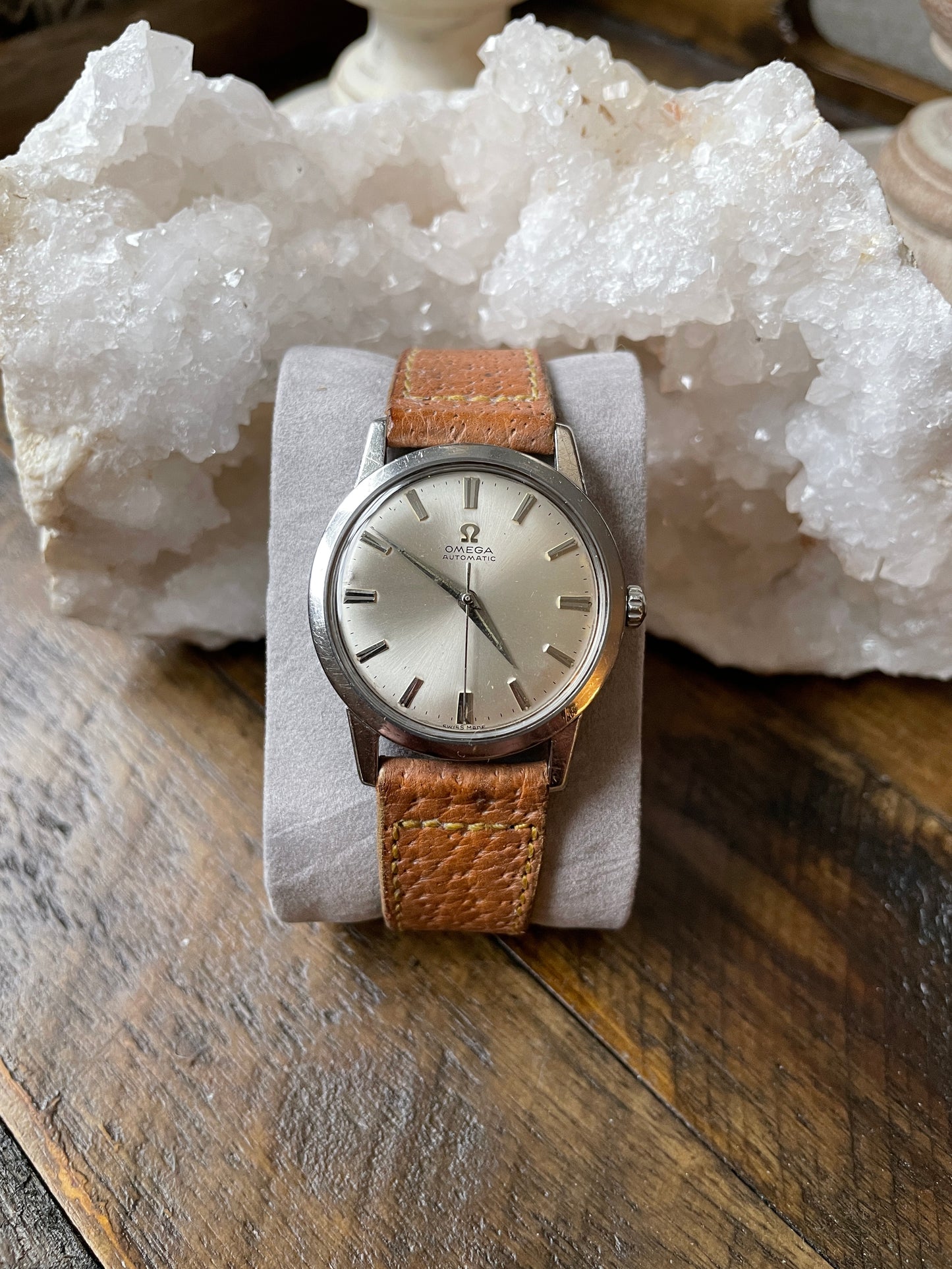 Vintage Omega 14774 front 2