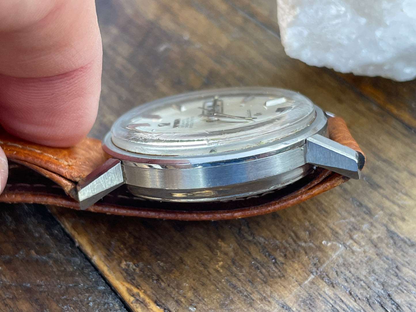 Vintage Omega Constellation 168.016 left midcase
