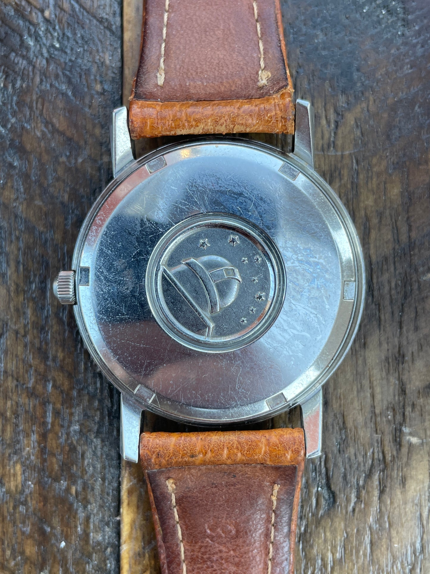 Vintage Omega Constellation 168.016 back