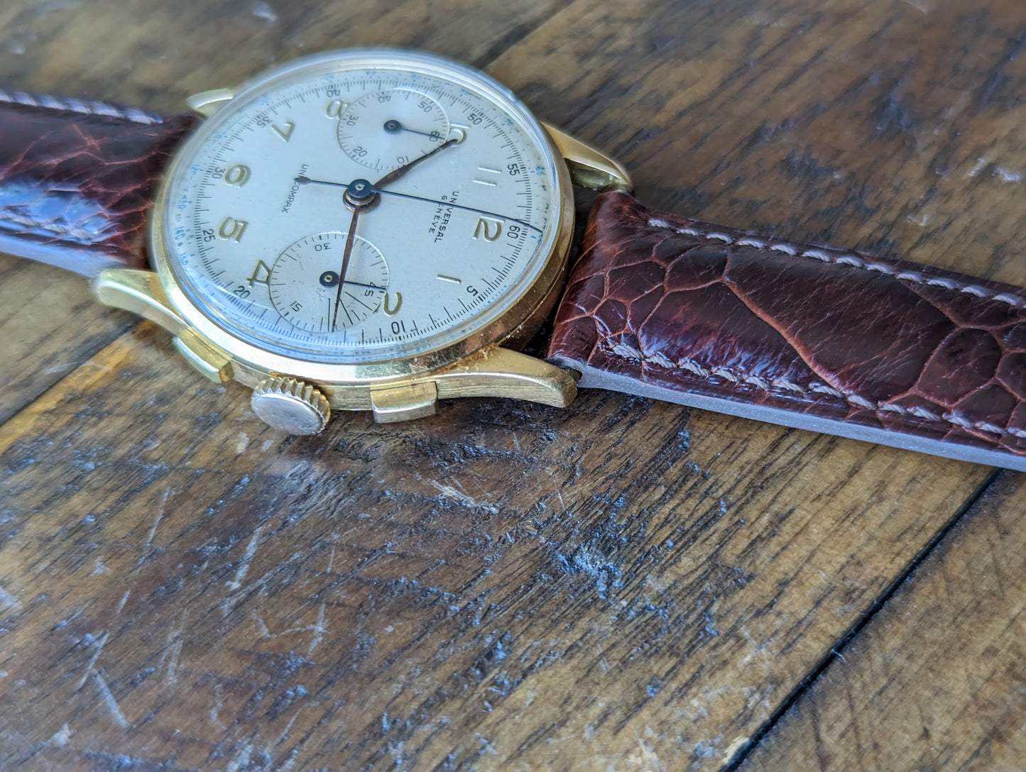 Universal Geneve Uni-Compax 12445 - Serviced w/ 6mo warranty.