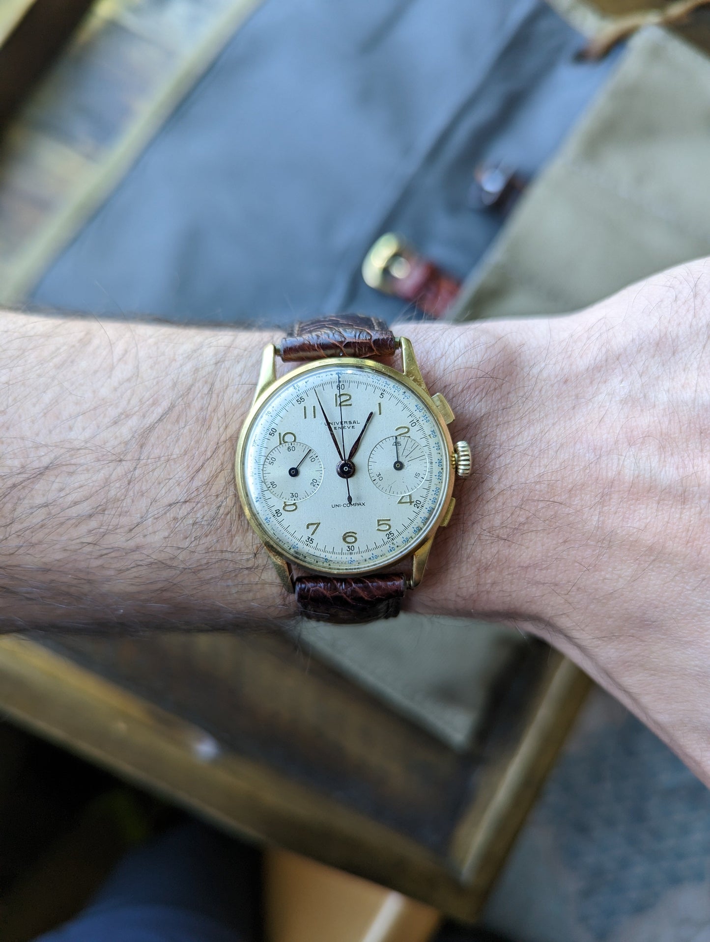 Universal Geneve Uni-Compax 12445 - Serviced w/ 6mo warranty.