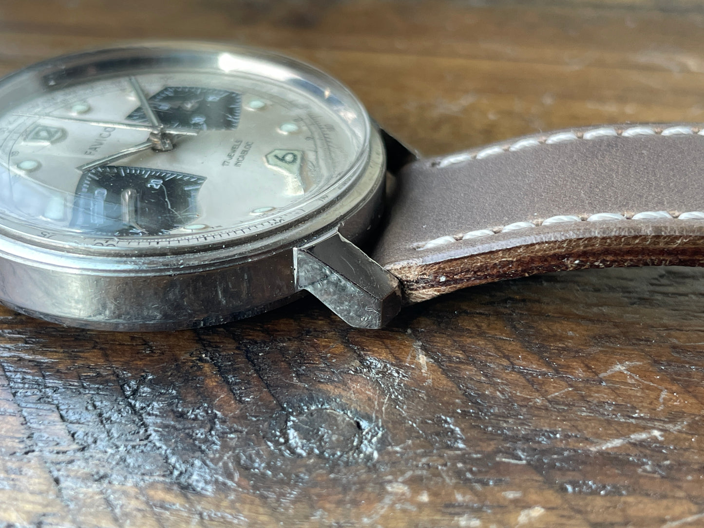 Favico Chronograph - Valjoux 7730