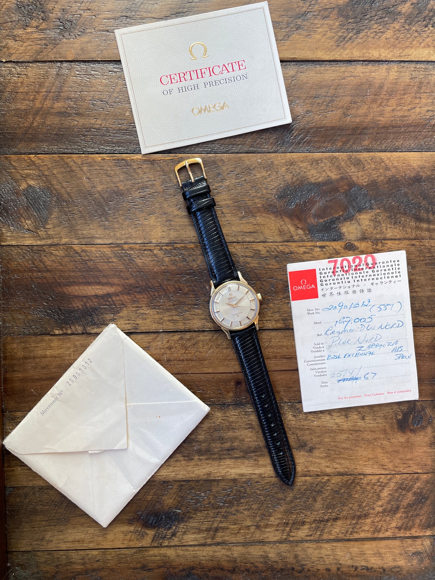 Omega Constellation - 167.005 w/ original papers.