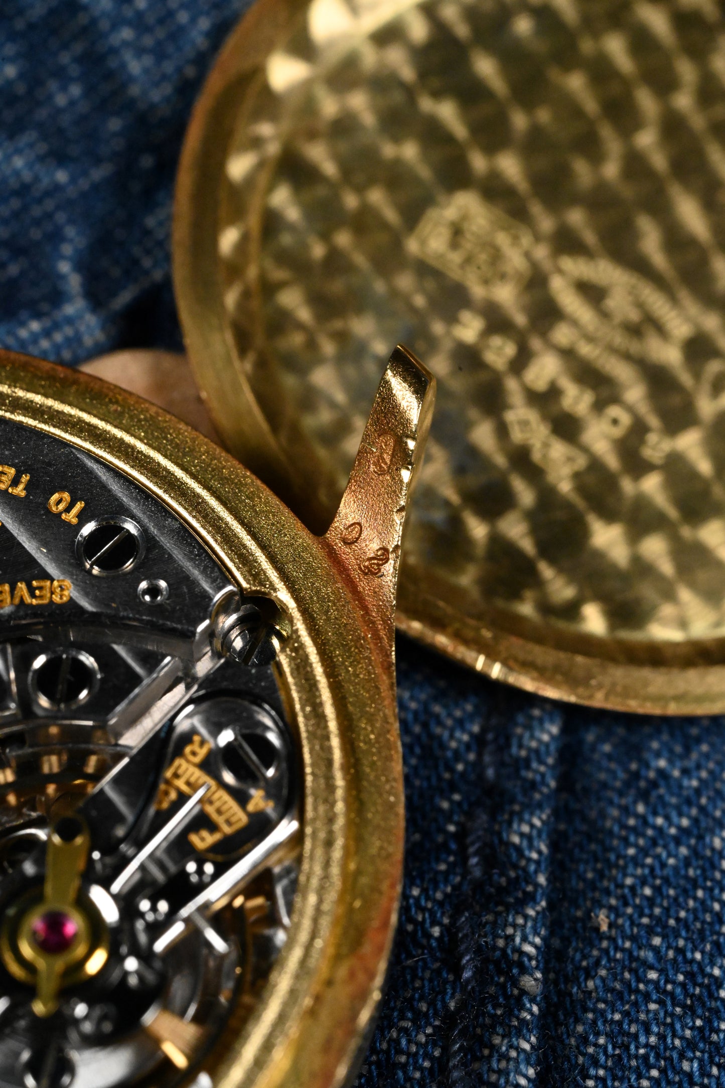 Vacheron & Constantin 4217 in Yellow Gold - Unpolished Case & Uncleaned dial.