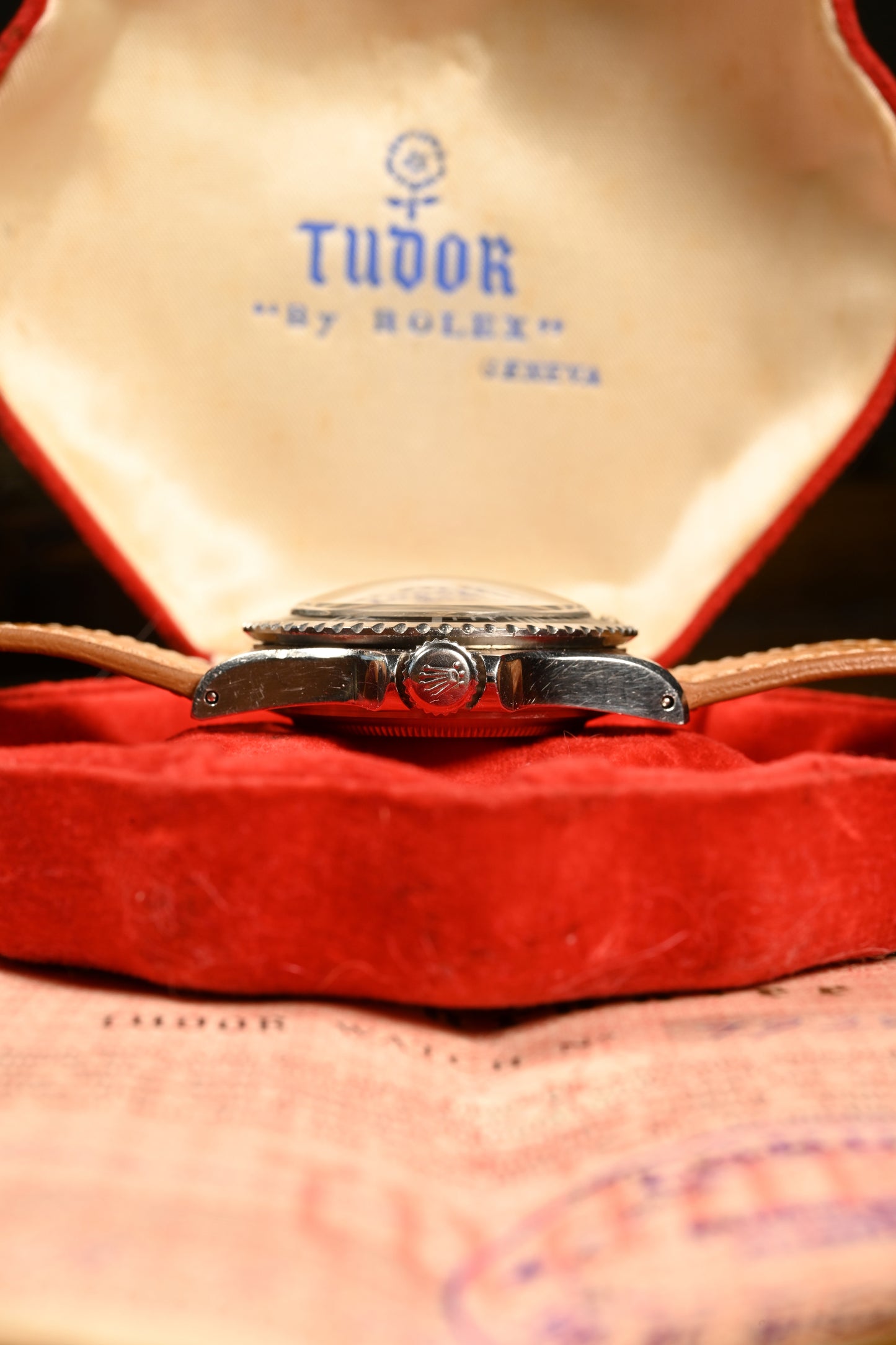 Tudor Submariner 7928 Crown