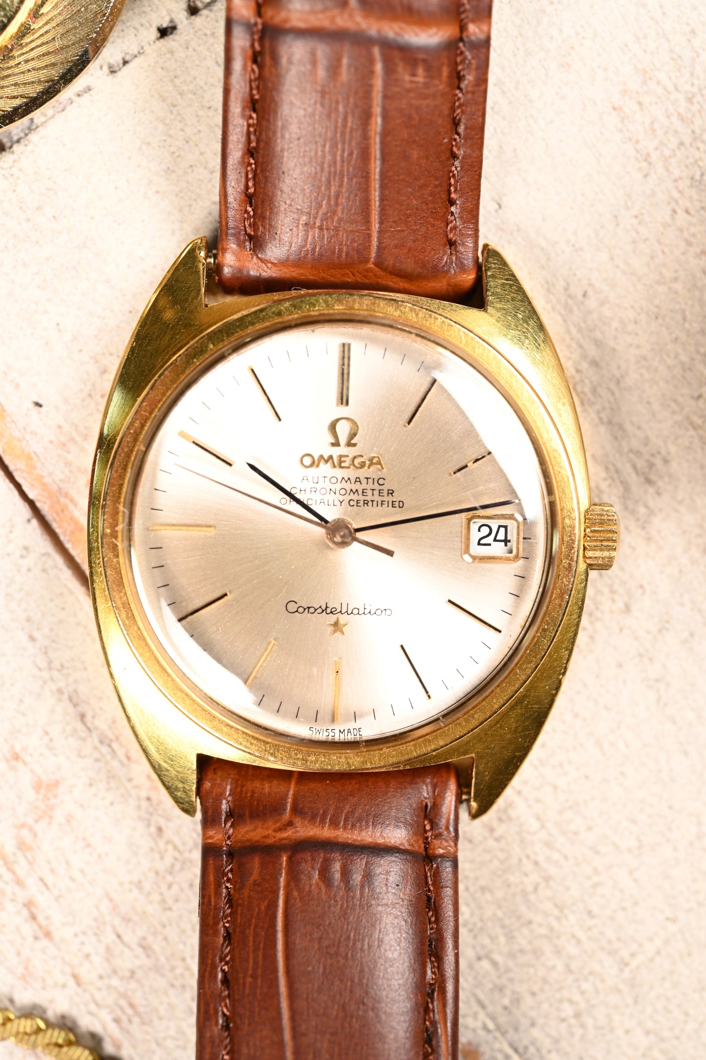 Omega Constellation 168.009 - 18kt yellow gold
