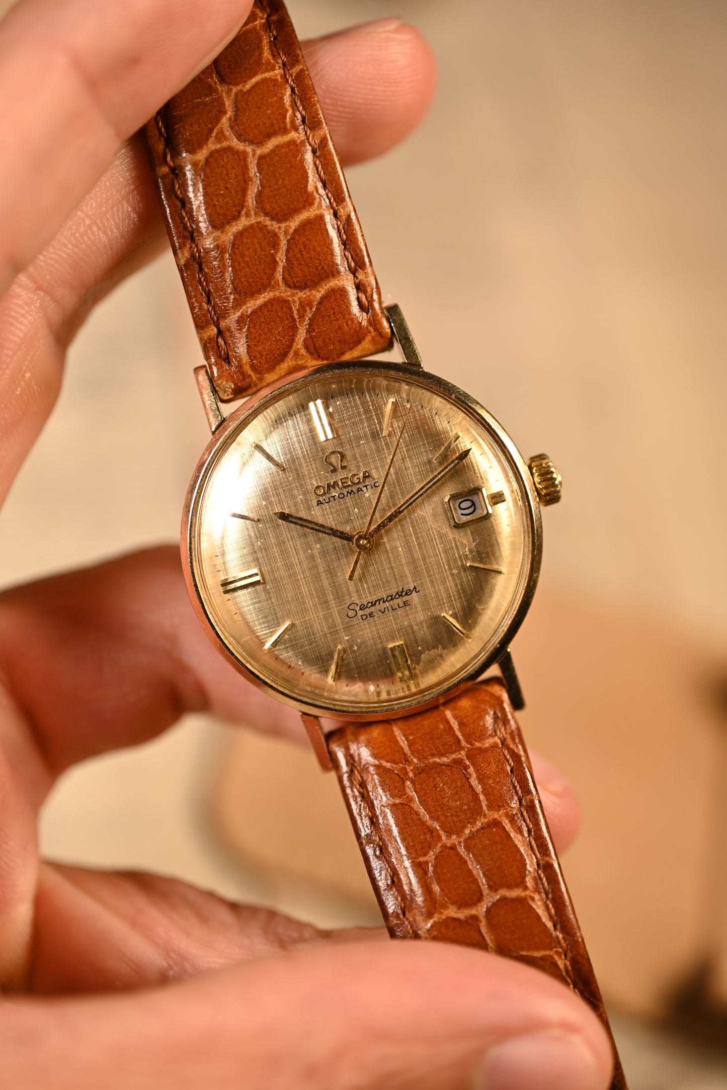 Vintage Omega Seamaster Deville Linen Dial