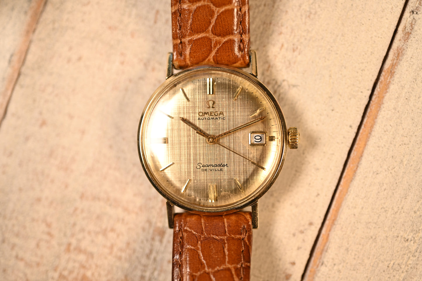 Vintage Omega Seamaster Deville Linen Dial