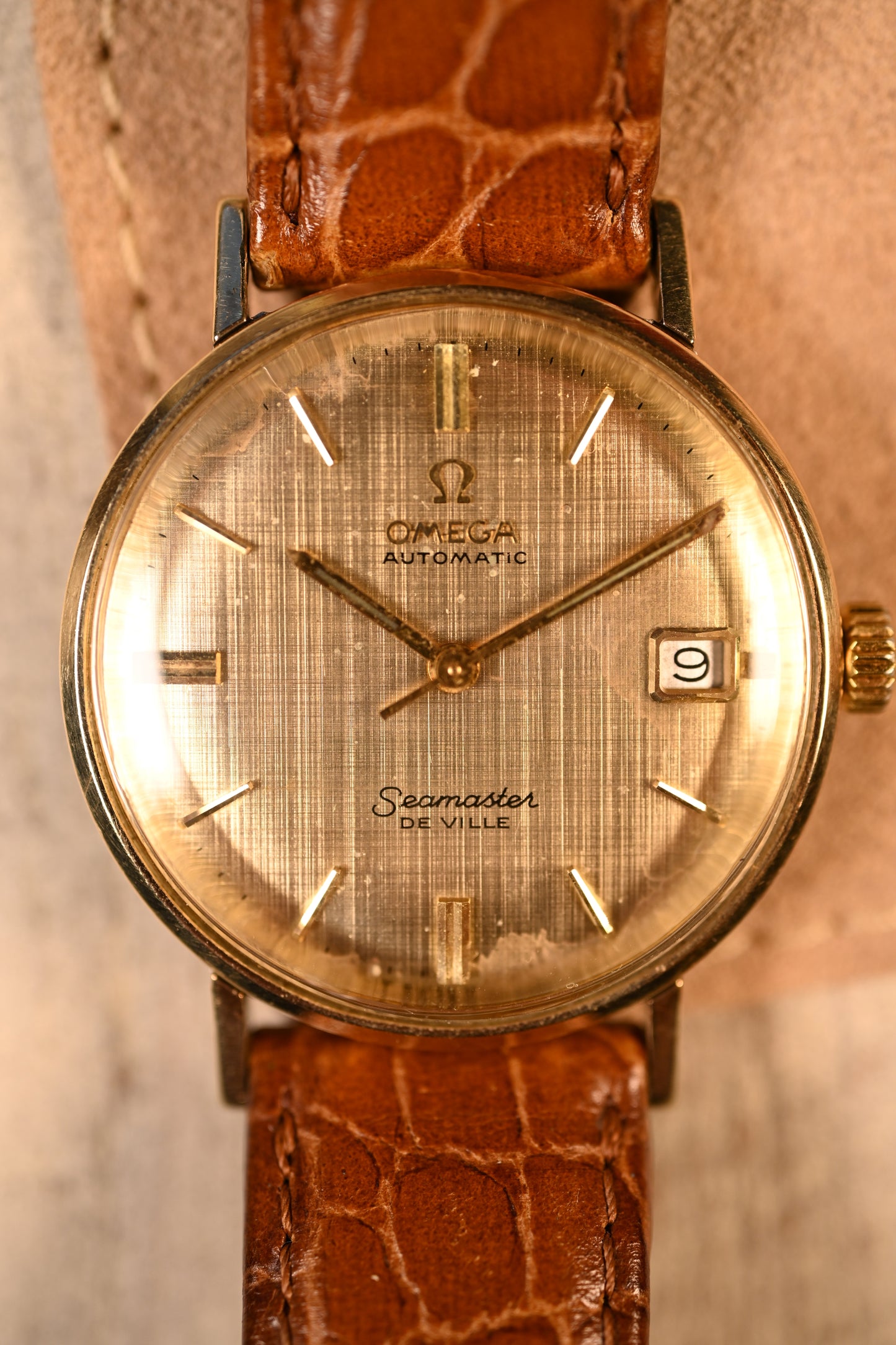 Vintage Omega Seamaster Deville Linen Dial