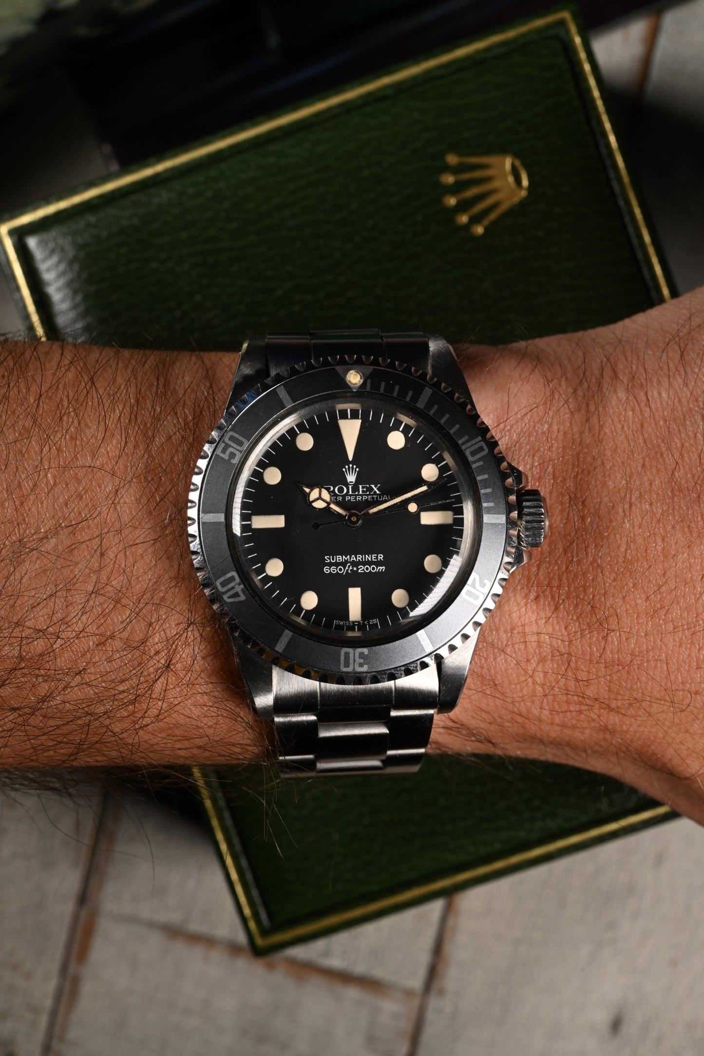 Vintage Rolex Submariner 5513 w/ Box and Papers.