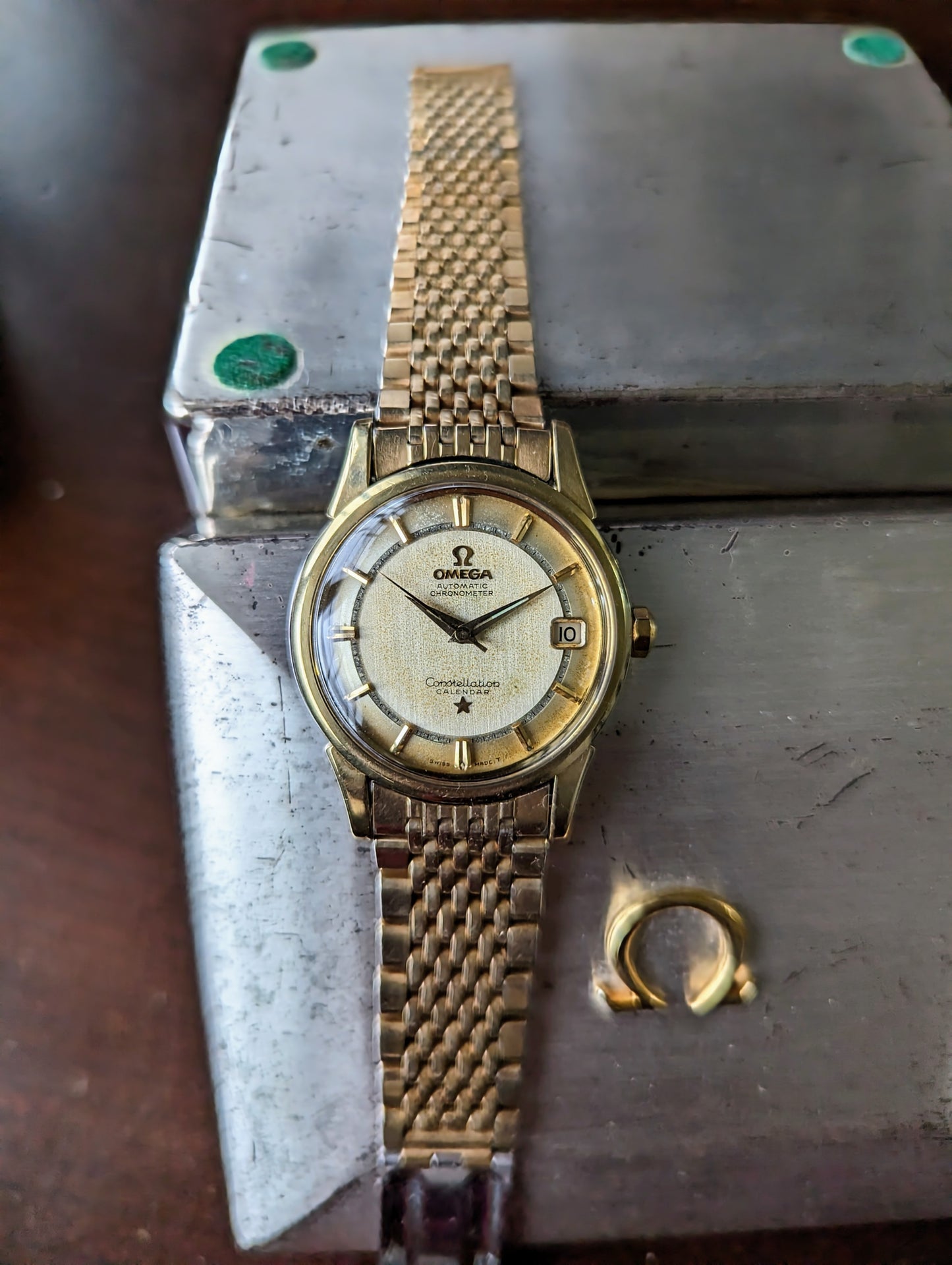 Vintage Omega Constellation 14393 - Rail Track Dial front 2