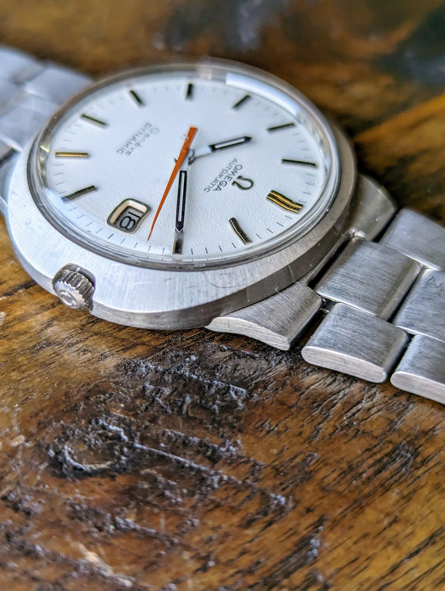 Vintage Omega Geneve Dynamic right side