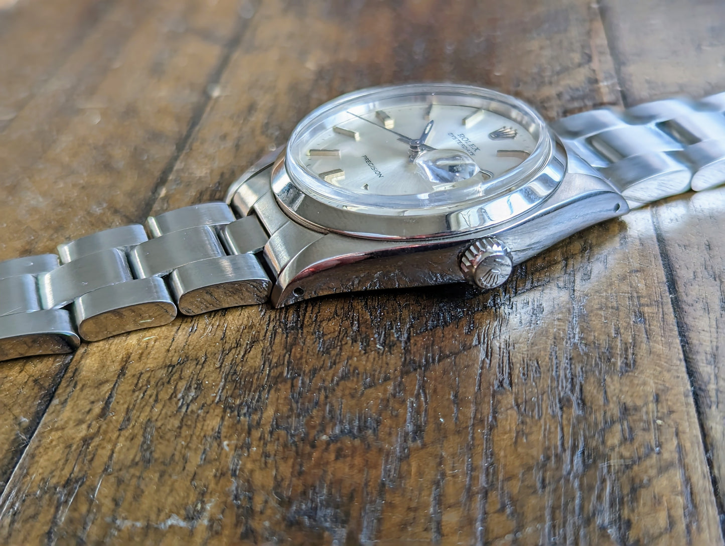 Rolex Oysterdate 6694 - Silver Sunburst