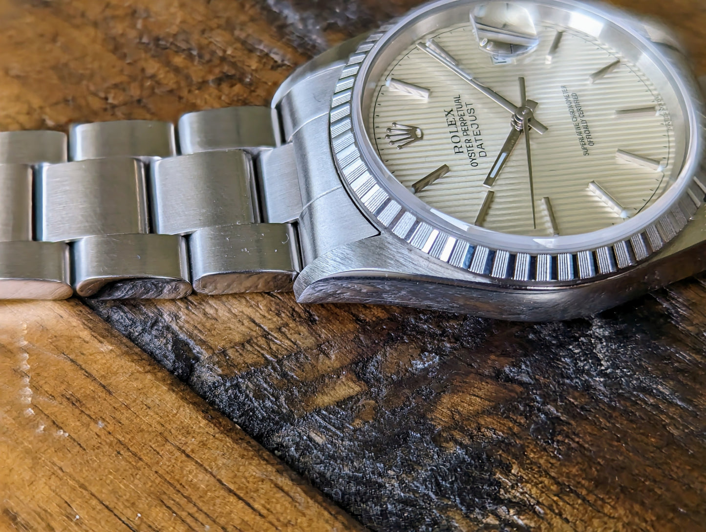 Rolex Datejust 16220 - White Tapestry