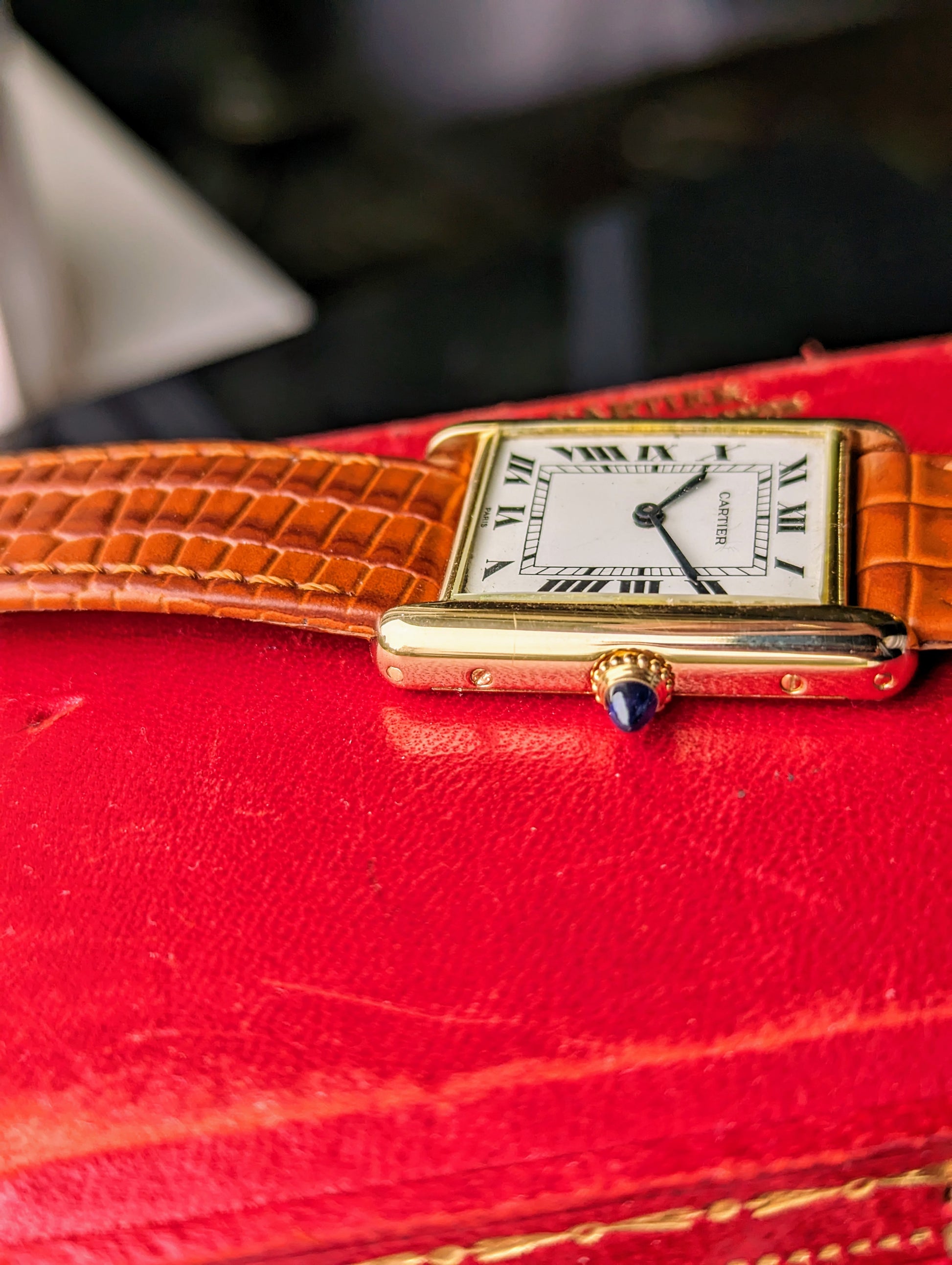 Vintage Cartier Tank Louis 78086 Paris Dial right side 